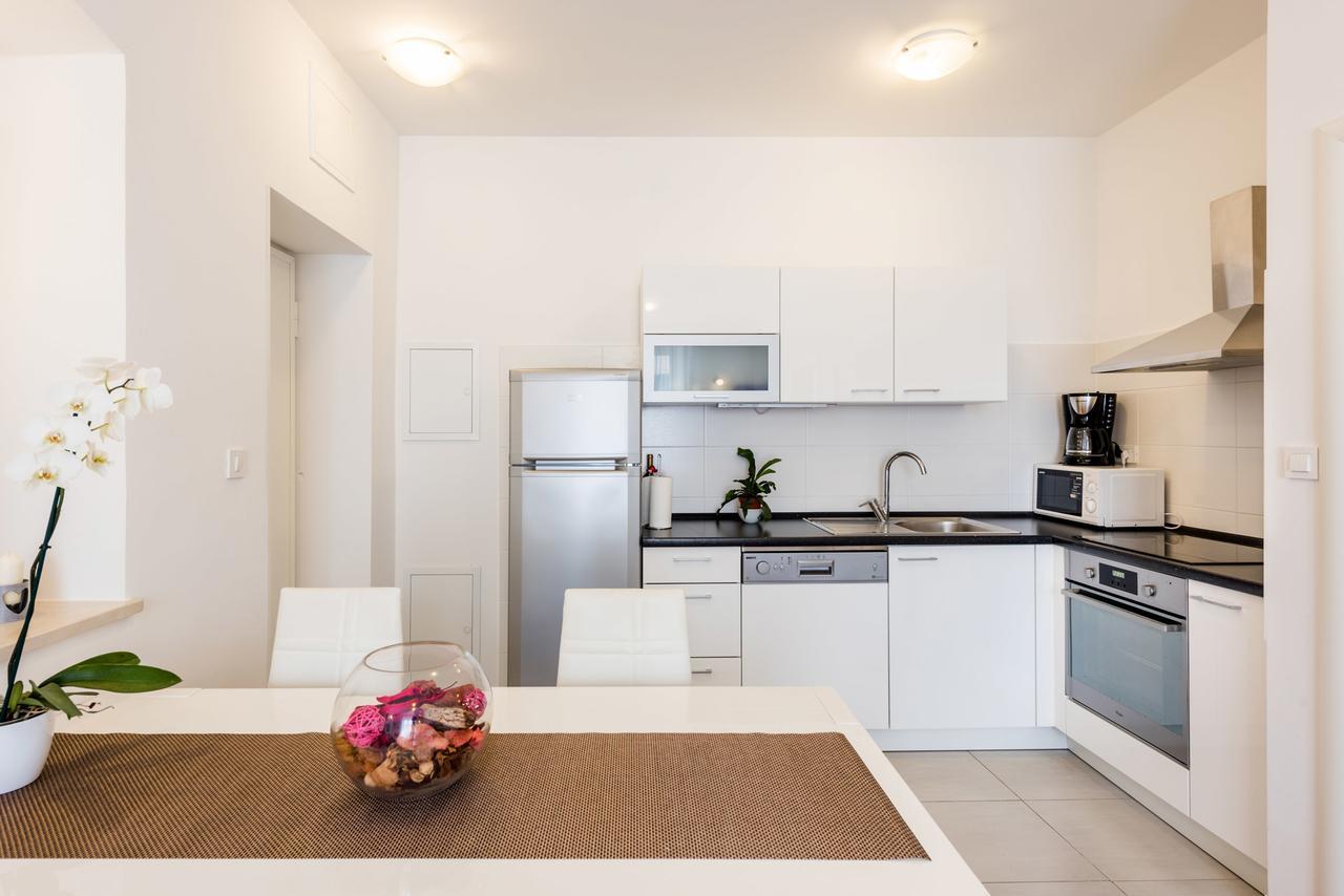 Fairy Of The Seas Apartments Split Bagian luar foto