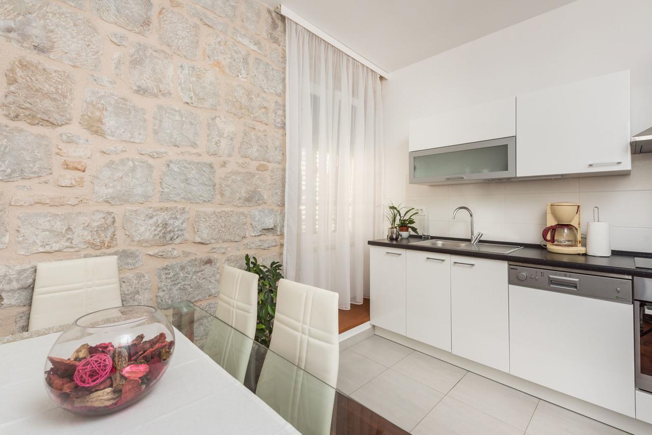 Fairy Of The Seas Apartments Split Bagian luar foto